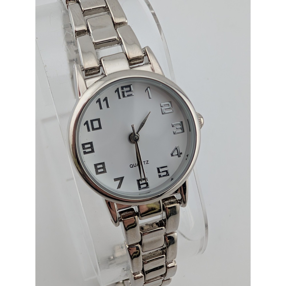 Women's Quartz Watch 25mm Case Silver 7.25"‎ Band White Dial- New Battery